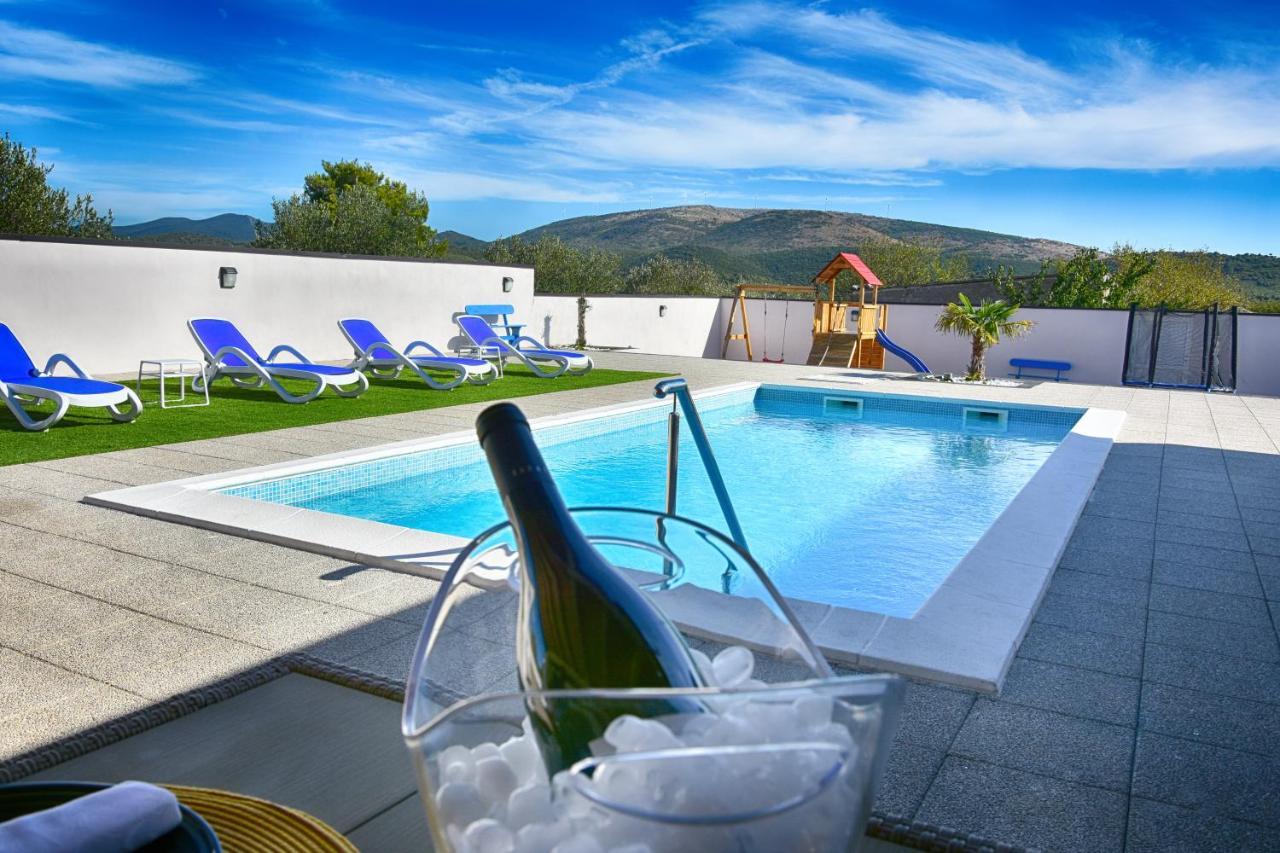 Resort Renjeland Sibenik Bagian luar foto